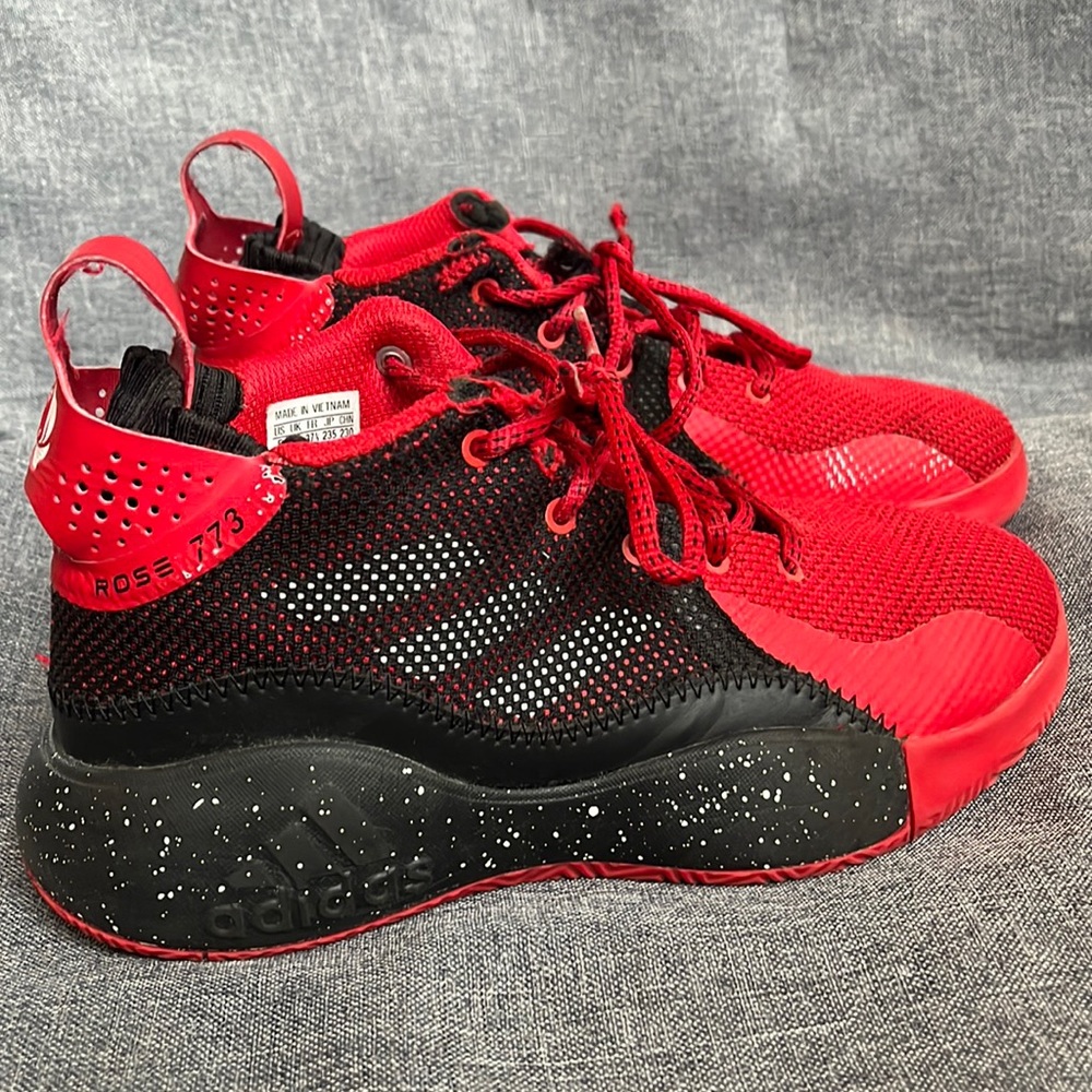 Adidas D Rose 773 Big Kids Basketball Ball Sneakers